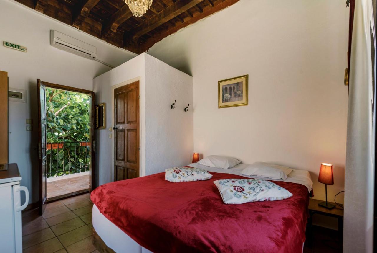 Kristina'S Rooms Rhodes City Dış mekan fotoğraf