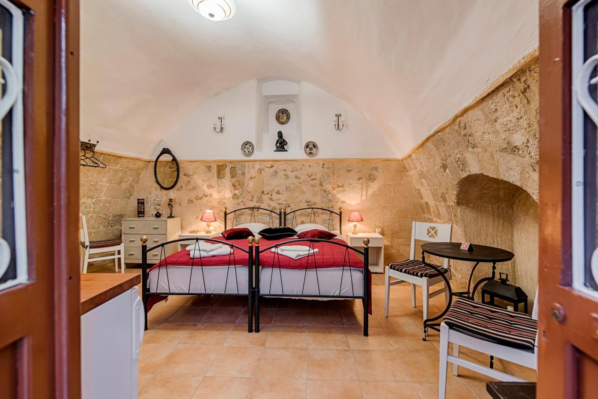 Kristina'S Rooms Rhodes City Dış mekan fotoğraf