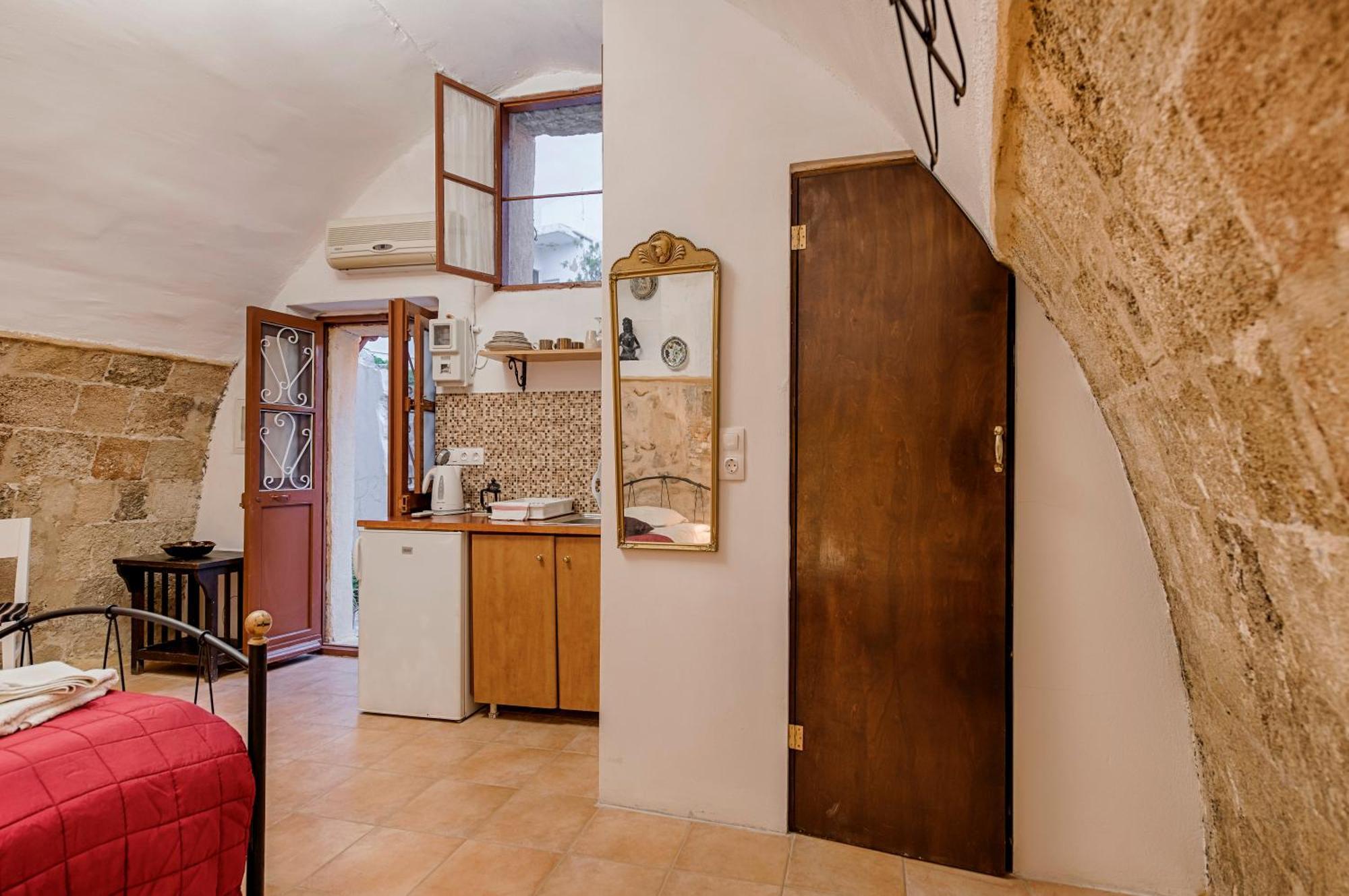 Kristina'S Rooms Rhodes City Dış mekan fotoğraf