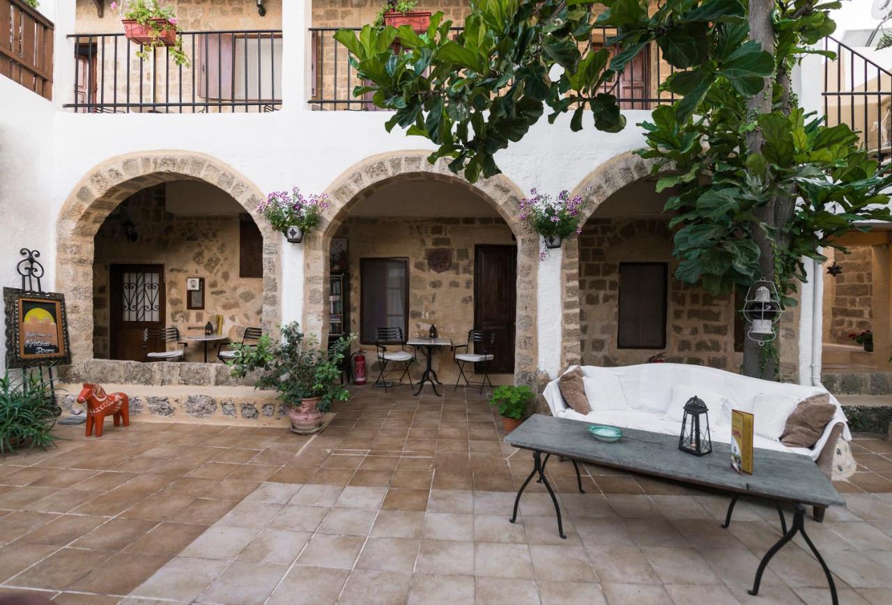 Kristina'S Rooms Rhodes City Dış mekan fotoğraf